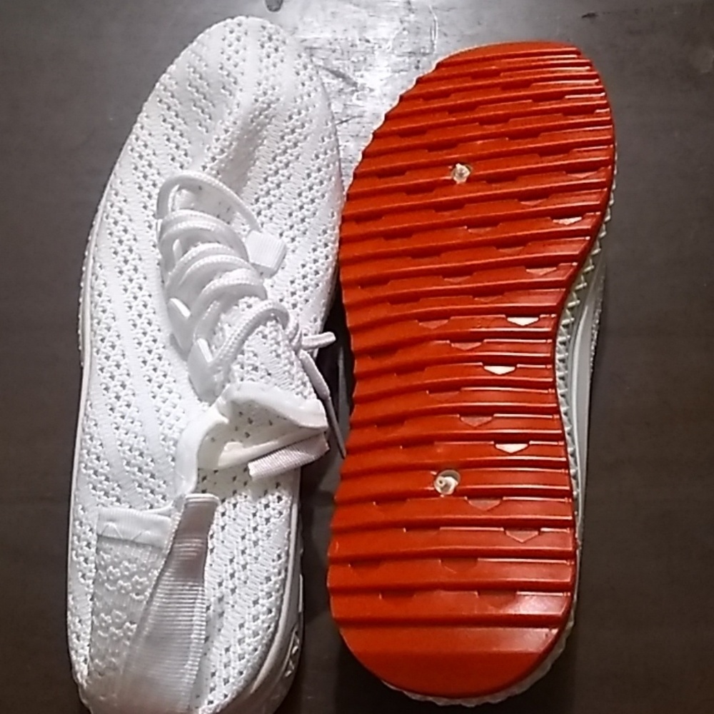 Women's shoes